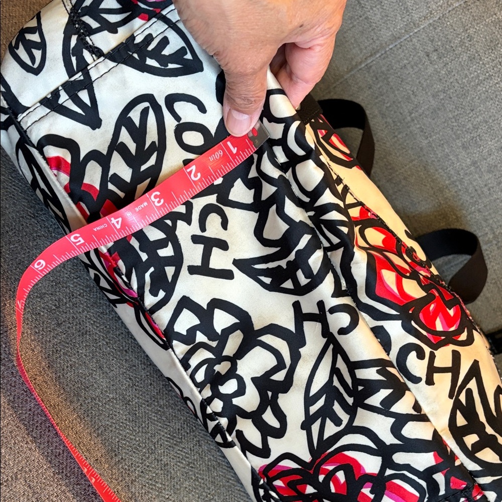 COACH Poppy Daisy Floral Graffiti Tote Bag - Black and Red. 18”x14”x4” Preloved - Picture 6 of 15